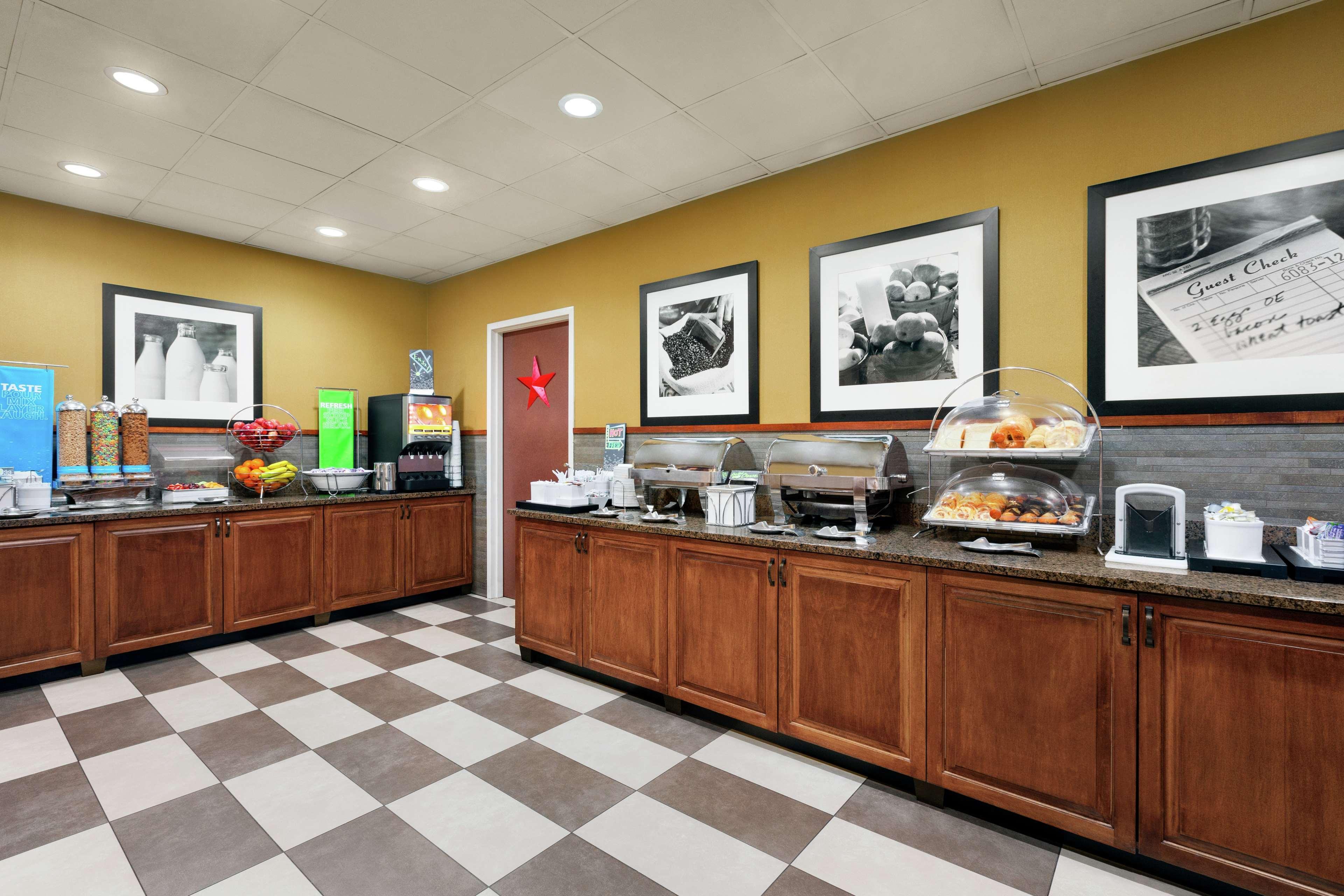 Hampton Inn & Suites Dallas-Mesquite Ngoại thất bức ảnh