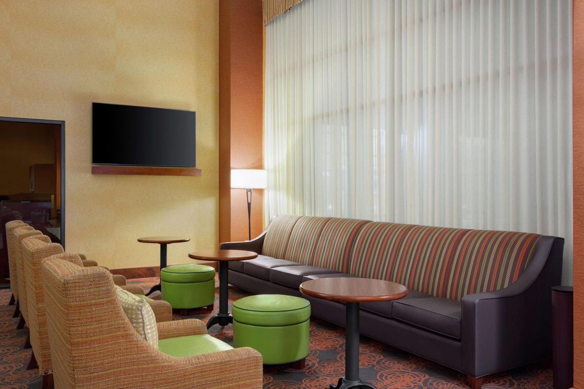 Hampton Inn & Suites Dallas-Mesquite Ngoại thất bức ảnh